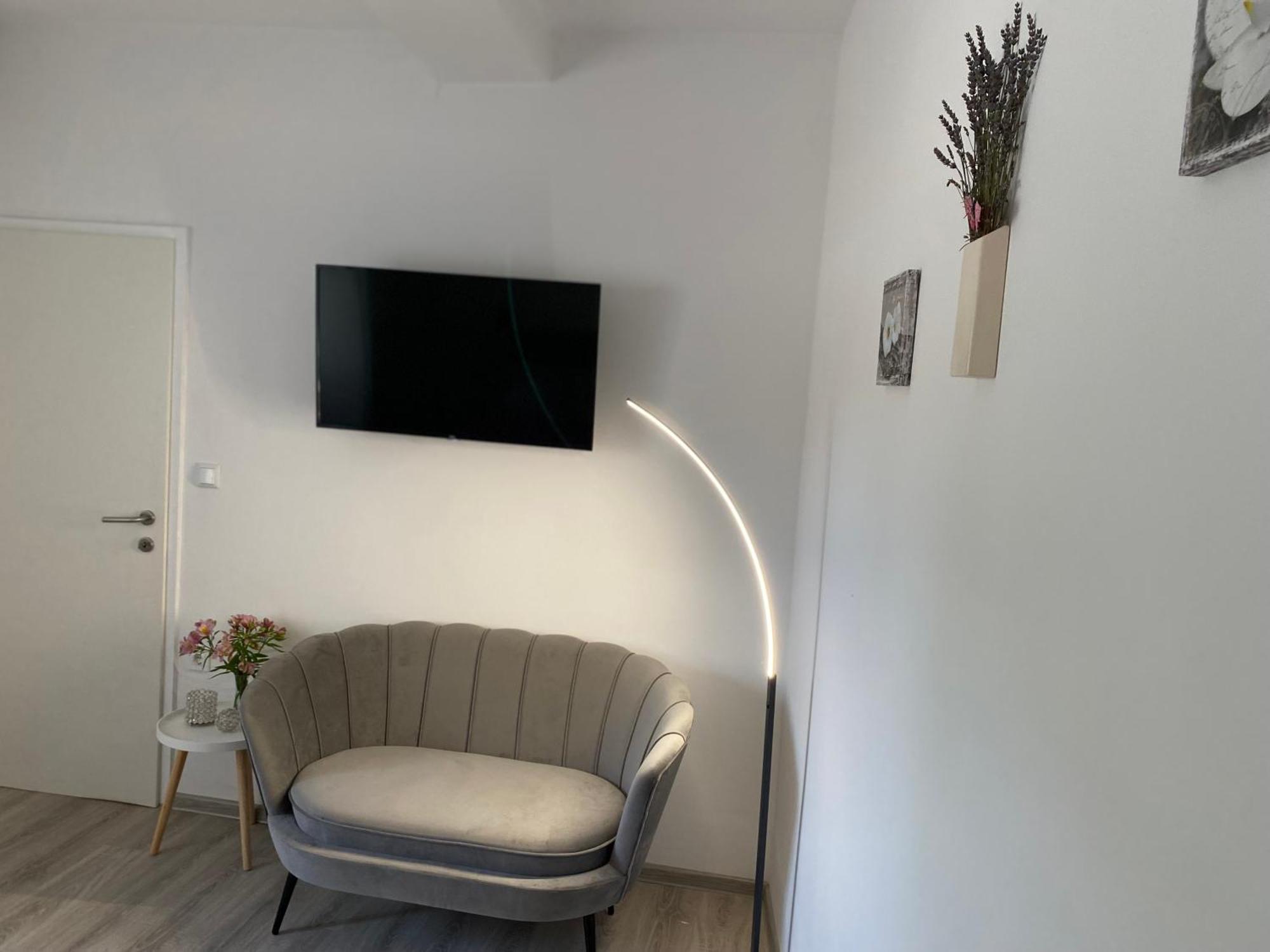 Apartments Dalia House Hvar Town Bagian luar foto